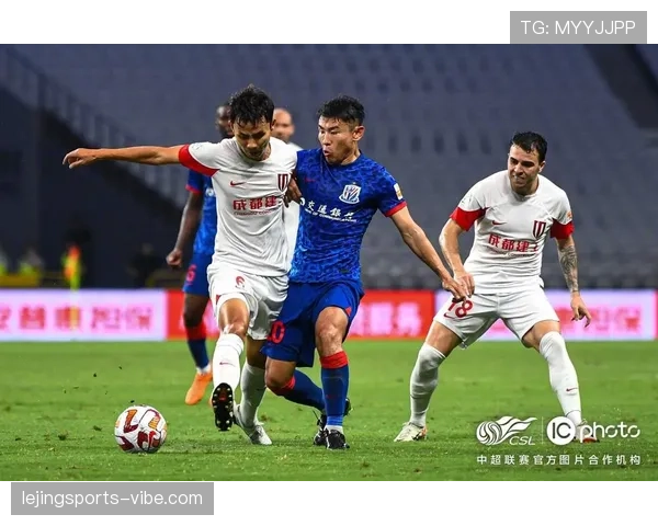 中超联赛中上海申花主场战绩稳健，攻防两端表现持续向好