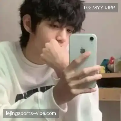史彤谨